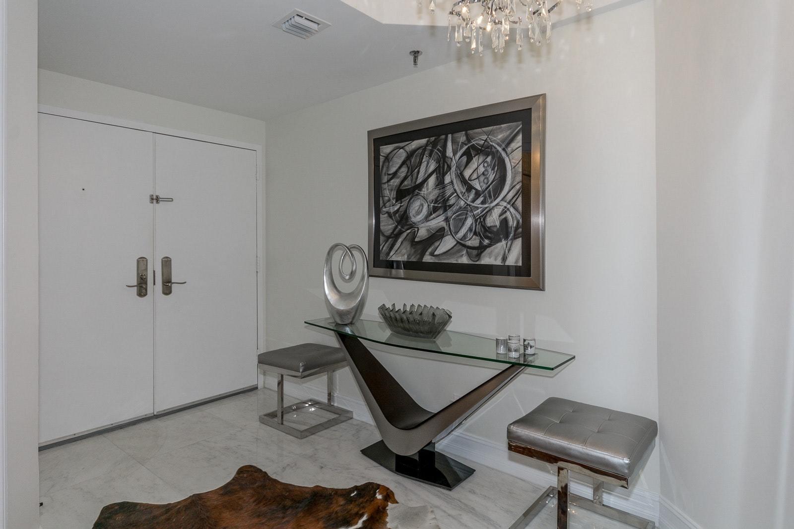 3120 South Ocean Boulevard, Unit 3202 Palm Beach, FL 33480 - Photo 4 of 46 FOYER