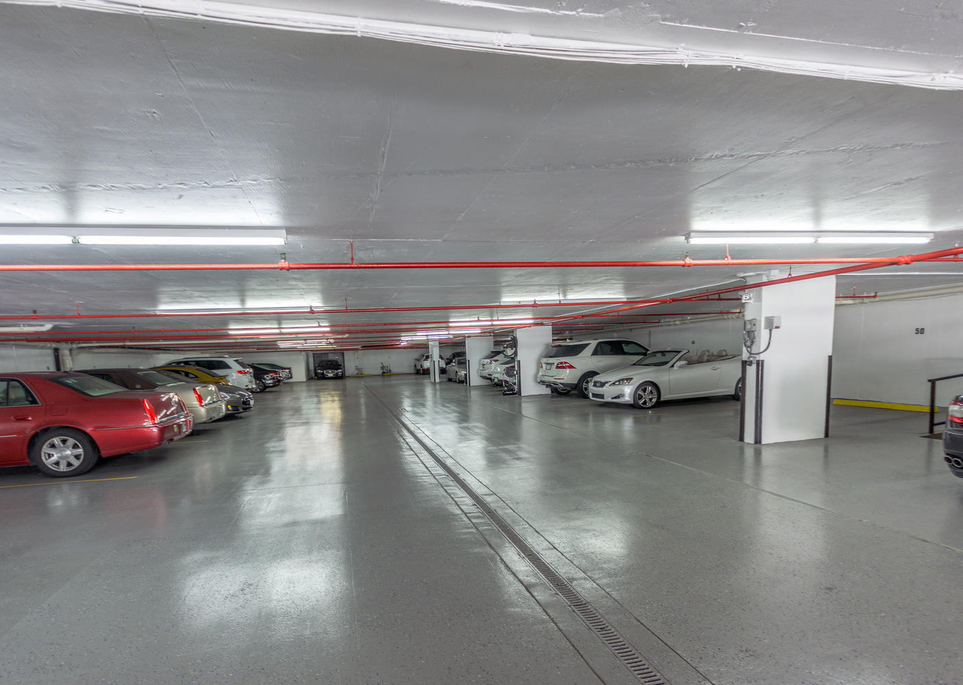 3120 South Ocean Boulevard, Unit 3202 Palm Beach, FL 33480 - Photo 44 of 46 INDOOR GARAGE