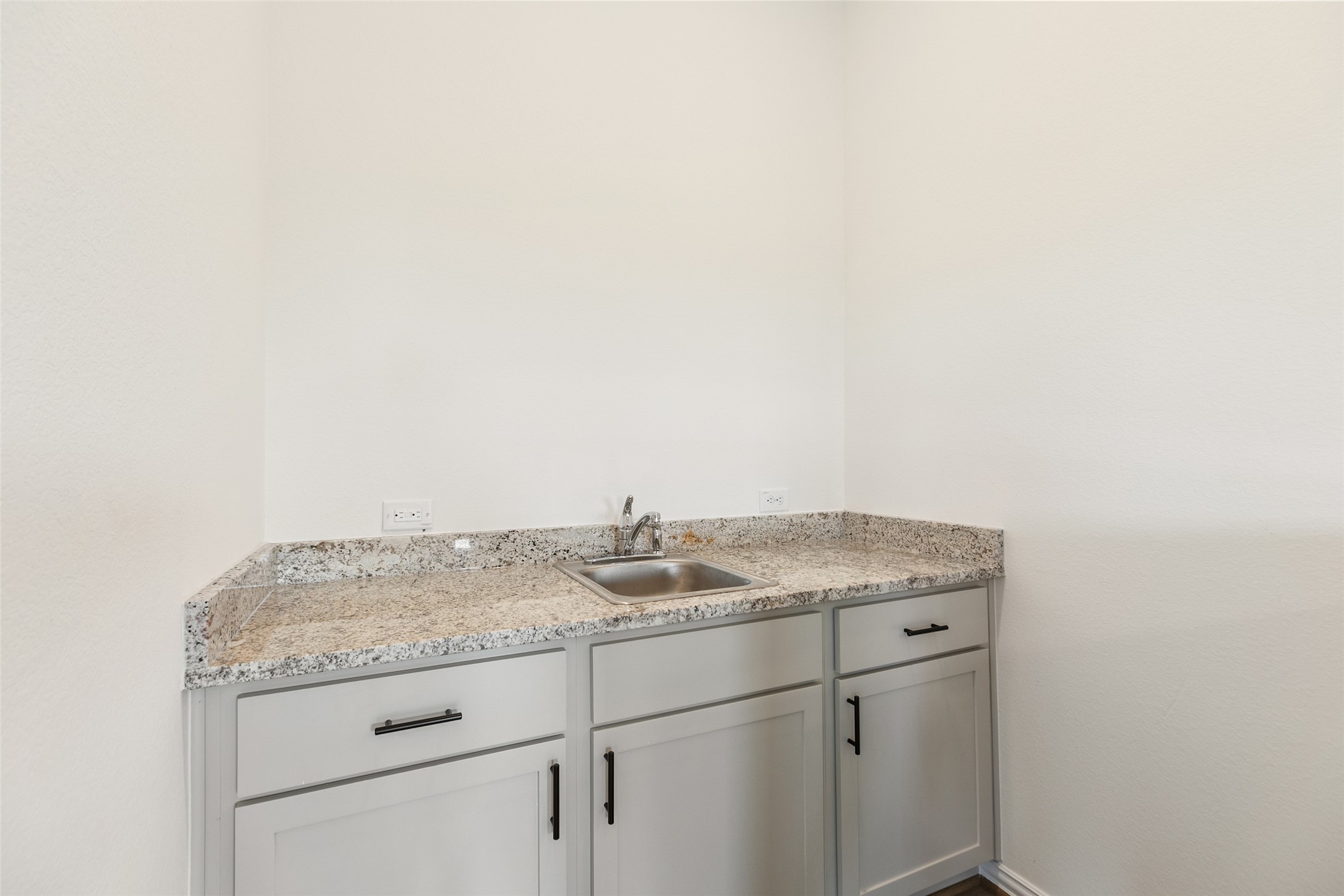 2801 Ruby Laurel Drive Iowa Colony, TX 77583 - Photo 18 of 31 a bathroom with a granite countertop sink and vanity