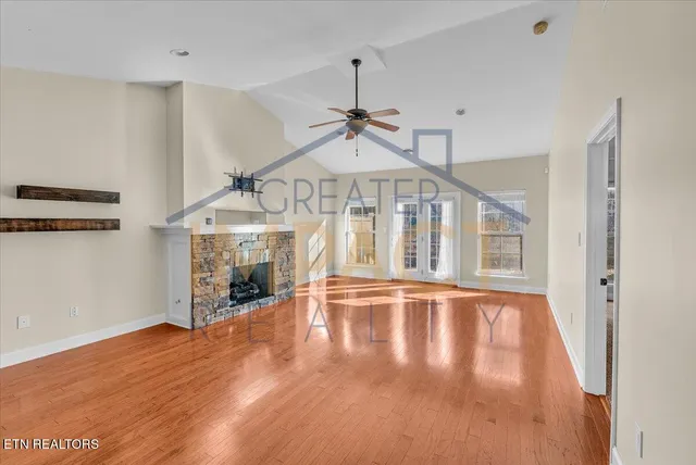 $1,950 | 810 Klondike Way, Knoxville, TN 37923