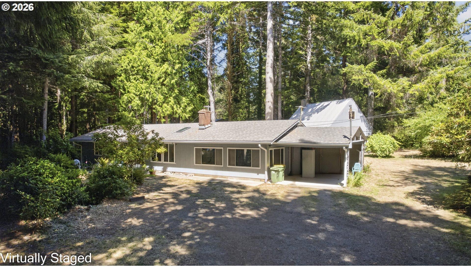 5665 Peninsula Road Florence, OR 97439 - Photo 1 of 39 Gallery Image 1