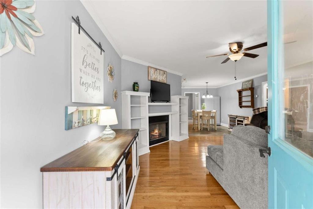 104 View Street Clarkesville, GA 30523 - Photo 2 of 28