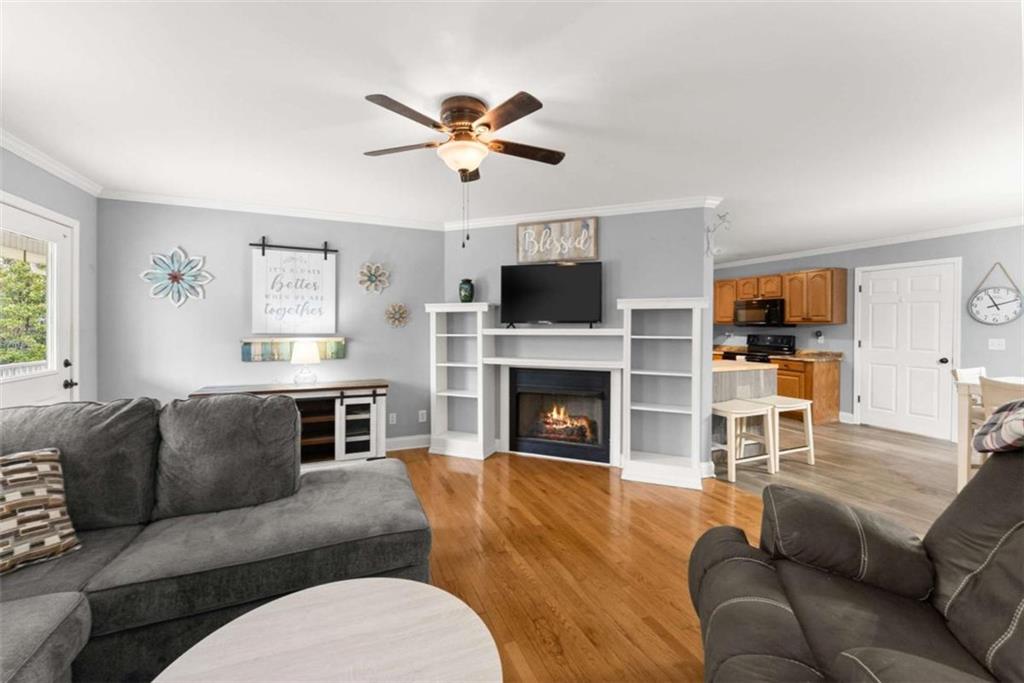 104 View Street Clarkesville, GA 30523 - Photo 4 of 28