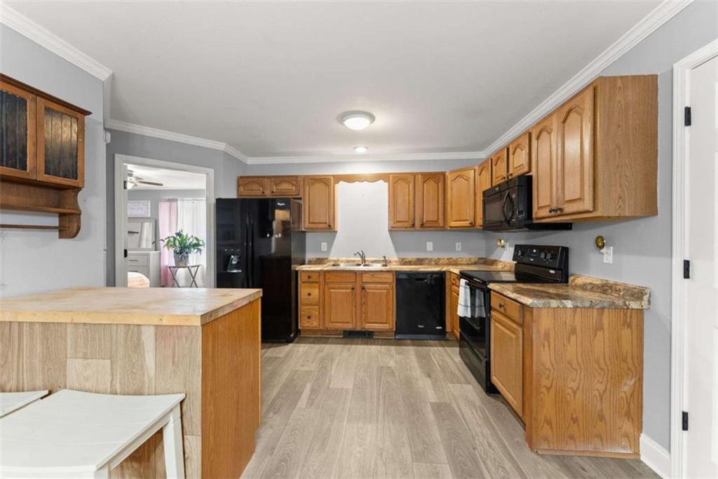 104 View Street Clarkesville, GA 30523 - Photo 7 of 28