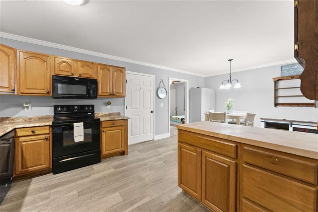 104 View Street Clarkesville, GA 30523 - Photo 9 of 29
