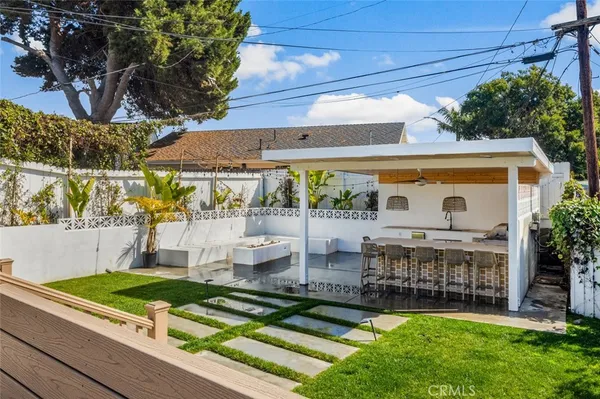 $2,345,000 | 131 West Avenida Cordoba, San Clemente, CA 92672