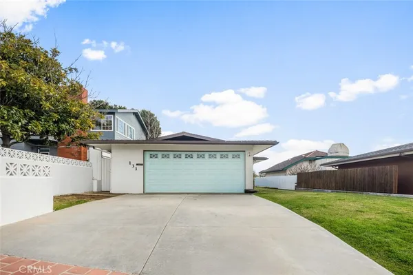 $2,345,000 | 131 West Avenida Cordoba, San Clemente, CA 92672