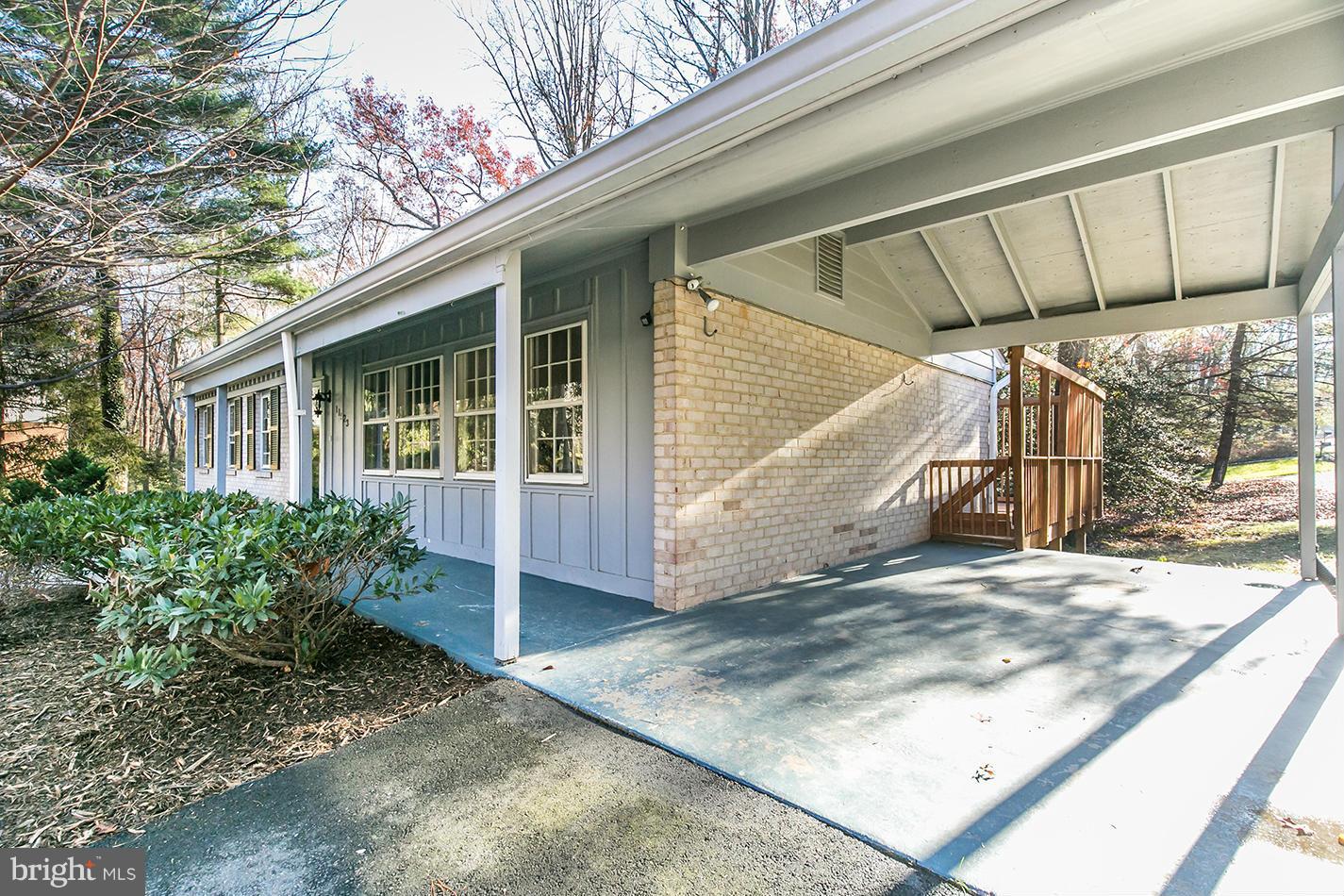 11523 Running Cedar Road Reston, VA 20191 - Photo 7 of 15 Exterior (General)