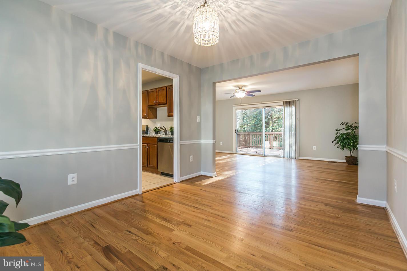 11523 Running Cedar Road Reston, VA 20191 - Photo 10 of 15 Dining Room