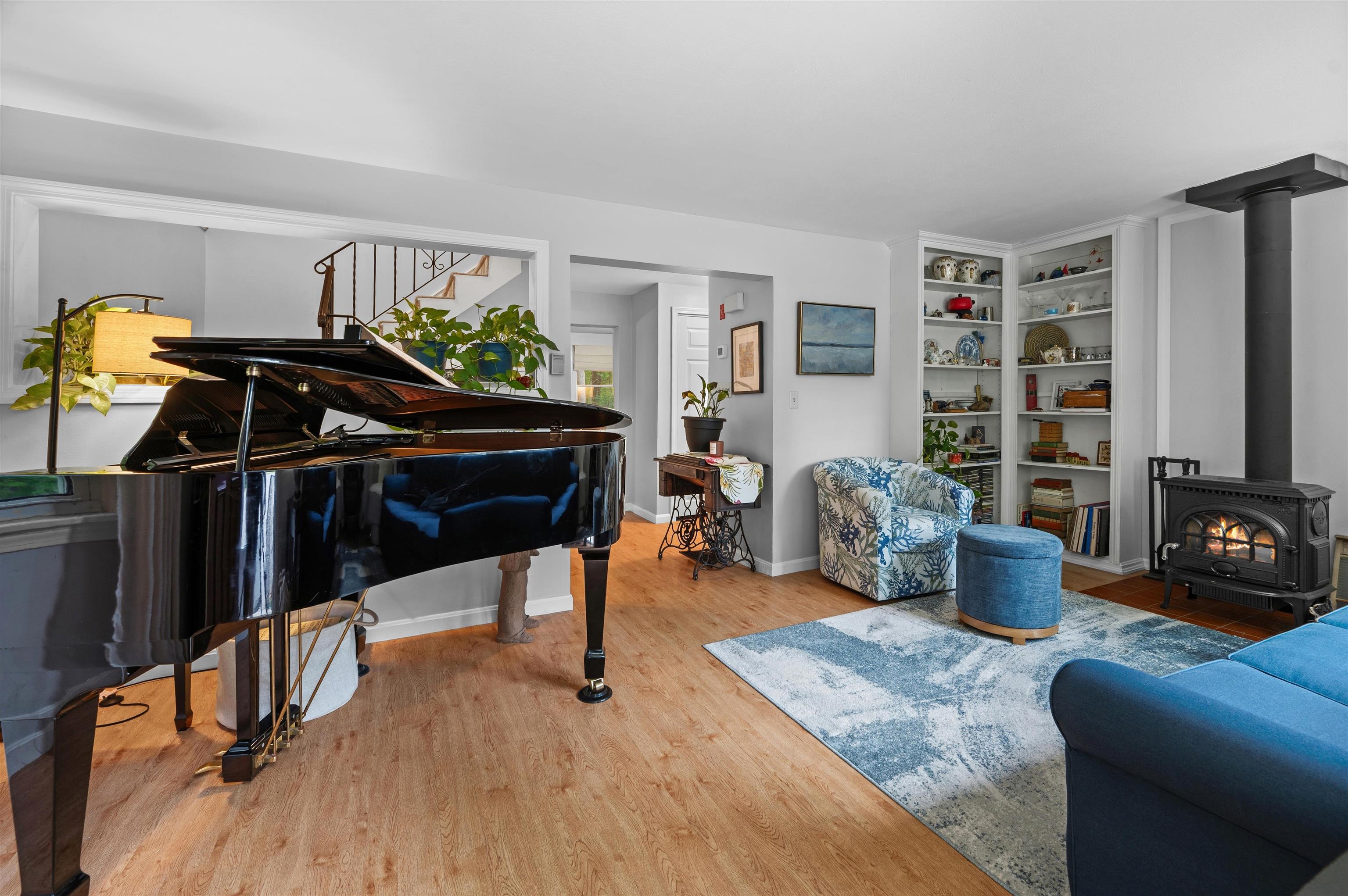 8 Pine Grove Road Exeter, NH 03833 - Photo 5 of 27