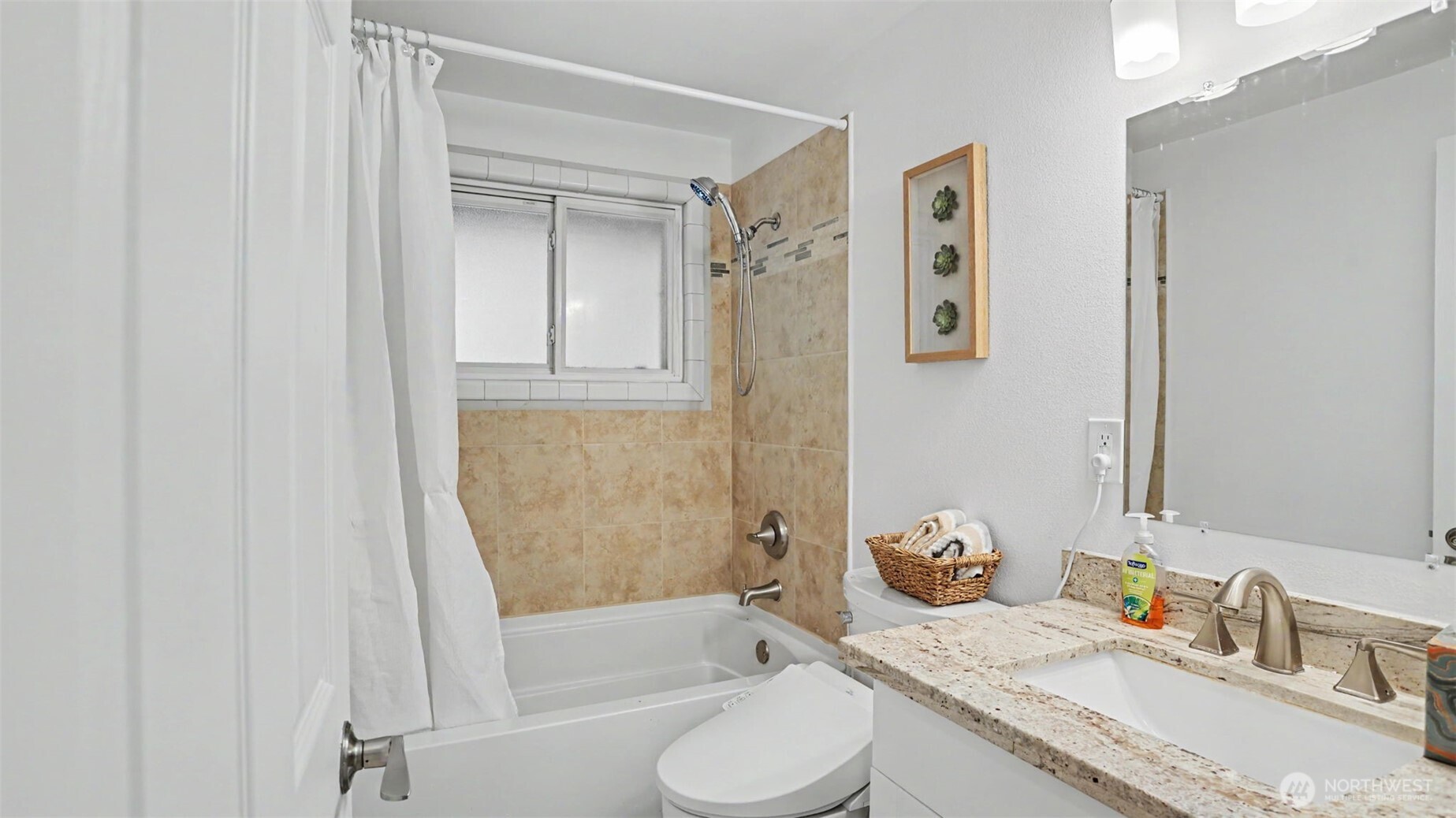 3401 Northeast 8th Street Renton, WA 98056 - Photo 21 of 28