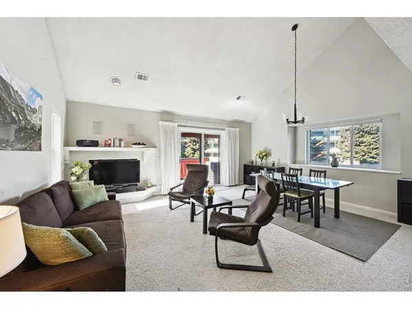 $575,000 | 4475 Laguna Place, Unit 201, Boulder, CO 80303