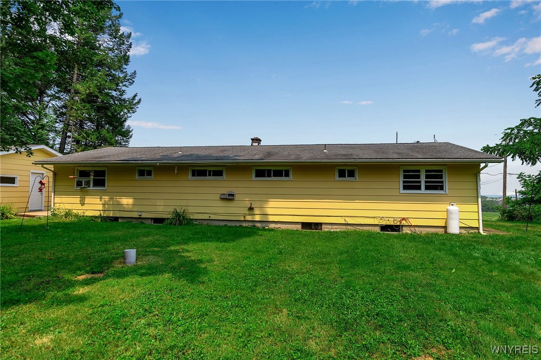 11799 Matteson Corners Road Sardinia, NY 14030 - Photo 3 of 38