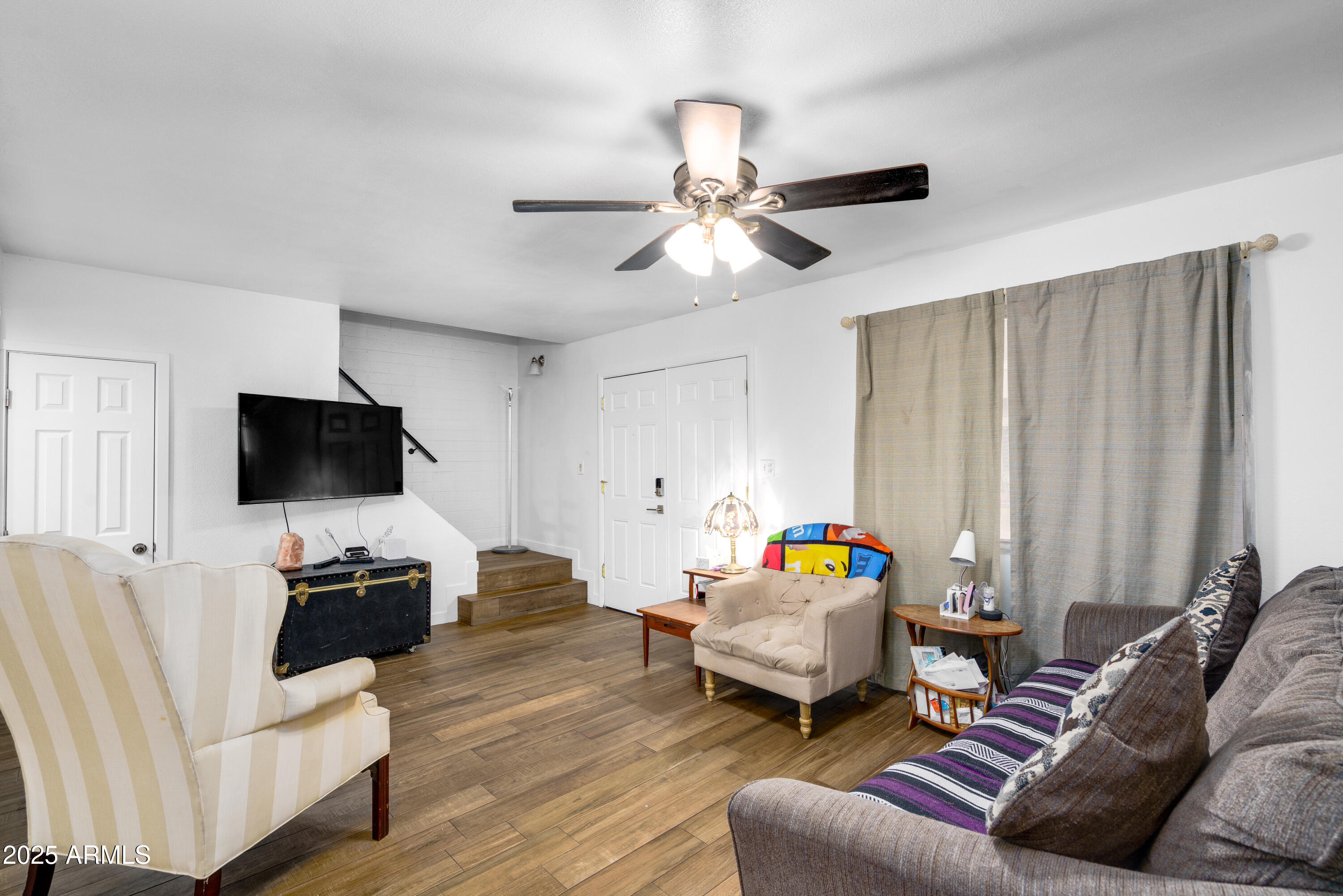 1032 East Redfield Road Tempe, AZ 85283 - Photo 2 of 15 1032 E Redfield Dr.