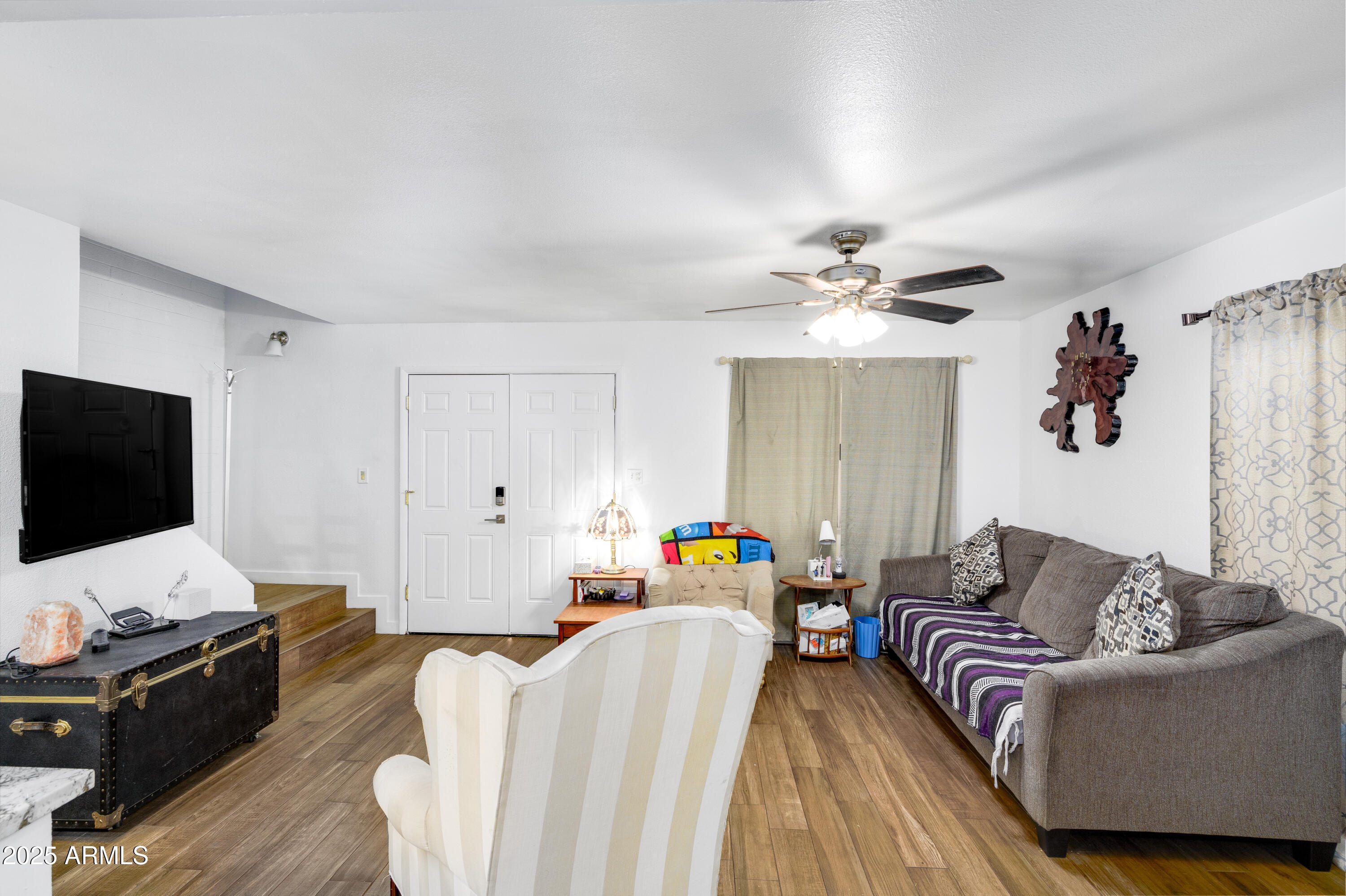 1032 East Redfield Road Tempe, AZ 85283 - Photo 6 of 15 Living Area