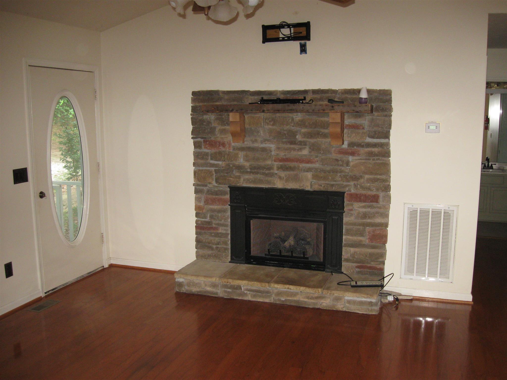 1146 Bakers Work Road Burns, TN 37029 - Photo 9 of 25 Gallery Image 9