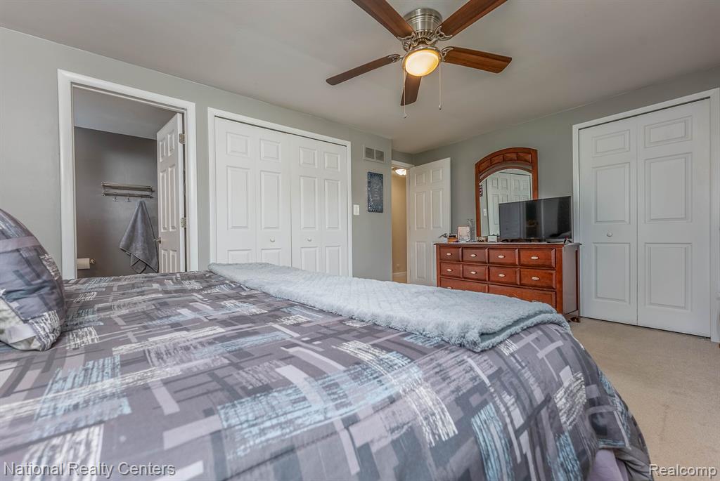 35810 Smithfield Road Farmington, MI 48335 - Photo 25 of 46