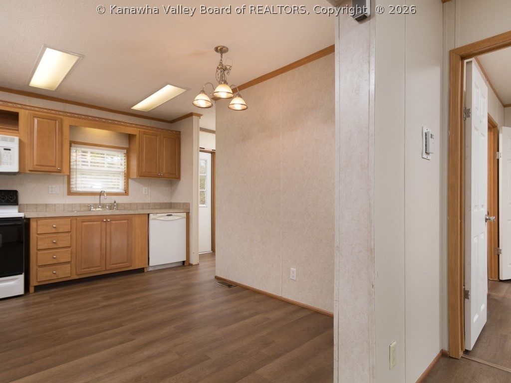 97 Ranger Lane Charleston, WV 25309 - Photo 10 of 30 Gallery Image 10