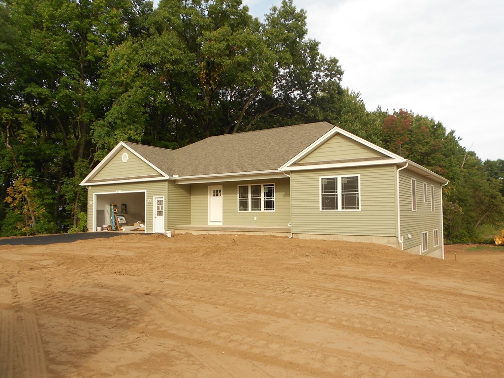 1 Coleman Road Southampton, MA 01073 - Photo 1 of 17 Gallery Image 1