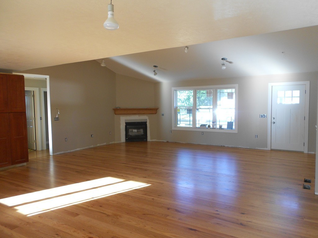 1 Coleman Road Southampton, MA 01073 - Photo 5 of 17 Gallery Image 5