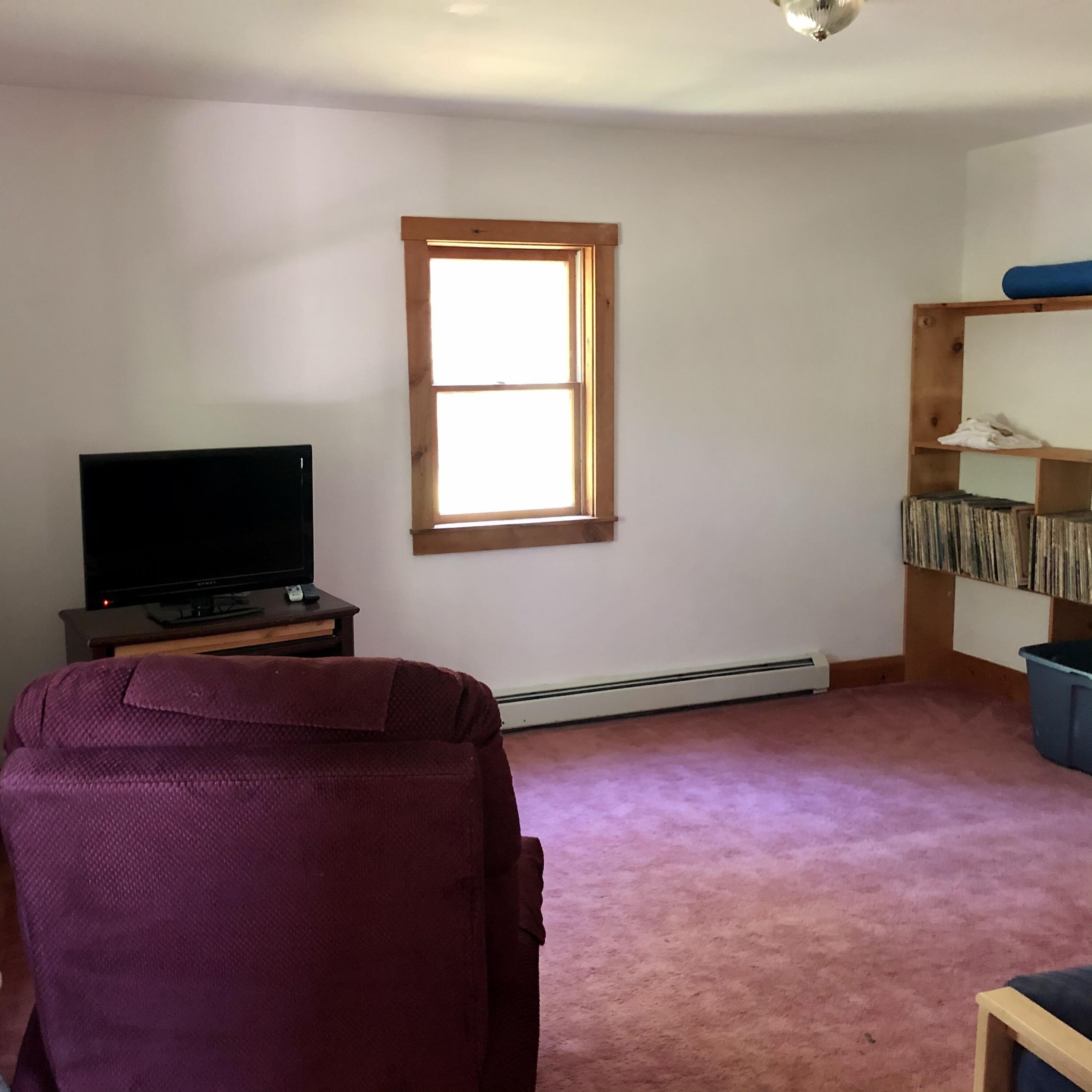 531 Cross Road Swanville, ME 04915 - Photo 17 of 33 1st Floor Room