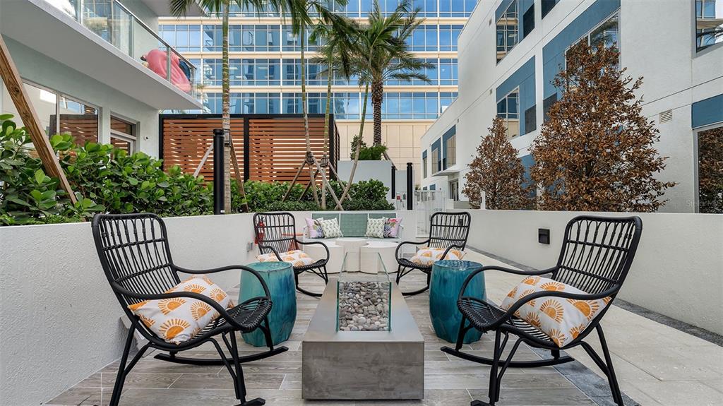 225 1st Avenue North, Unit B2 St. Petersburg, FL 33701 - Photo 2 of 42