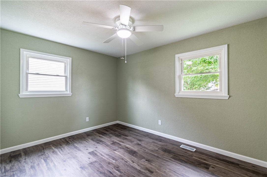 69 North Meadowlark Drive Decatur, IL 62526 - Photo 11 of 21 Gallery Image 11