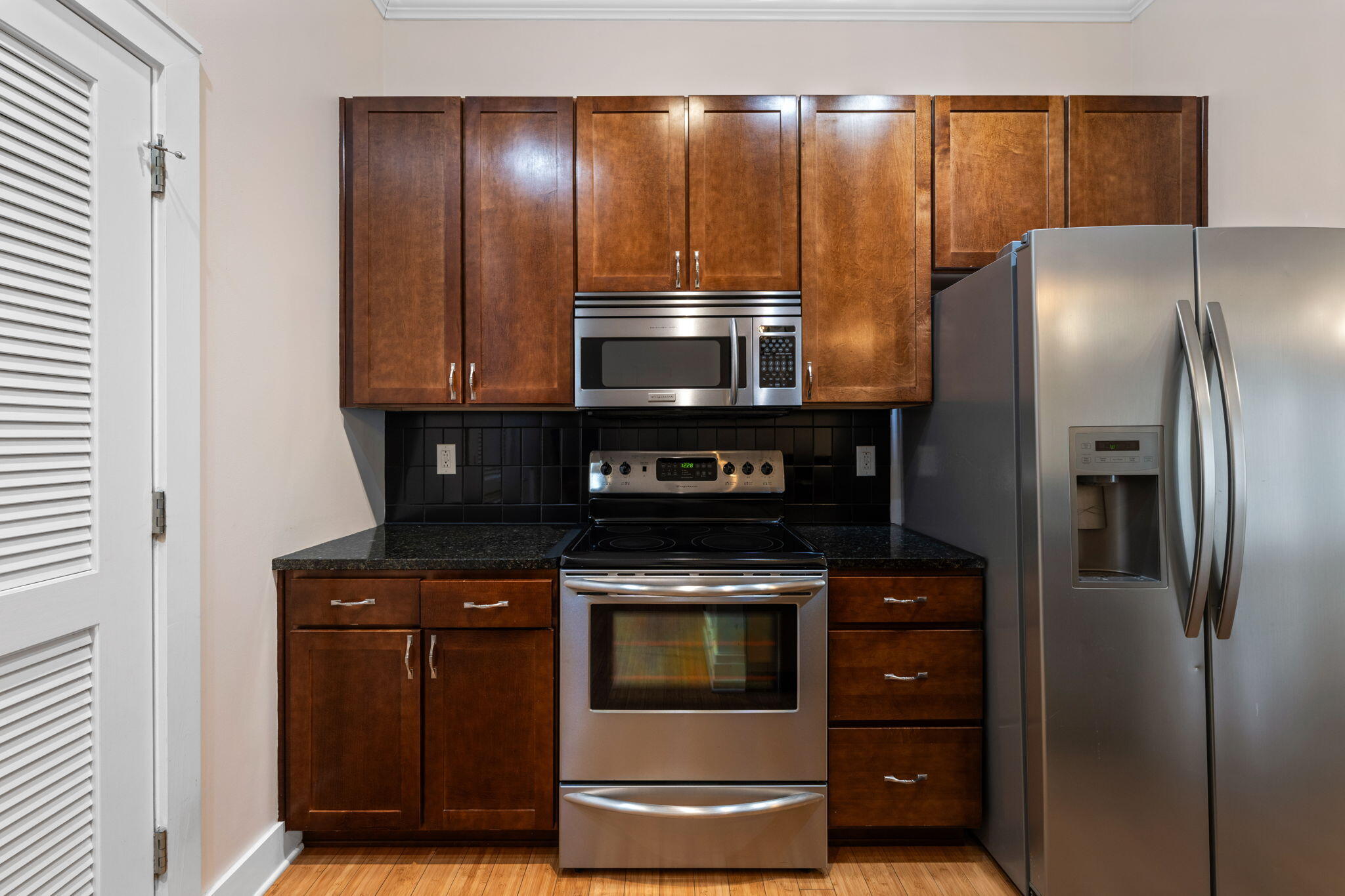 129 Walnut Street, Unit 304 Chattanooga, TN 37403 - Photo 4 of 40 24-web-or-mls-DSC_0241