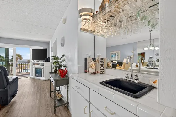 $425,000 | 2290 Ocean Shore Boulevard, Unit 2070, Ormond Beach, FL 32176