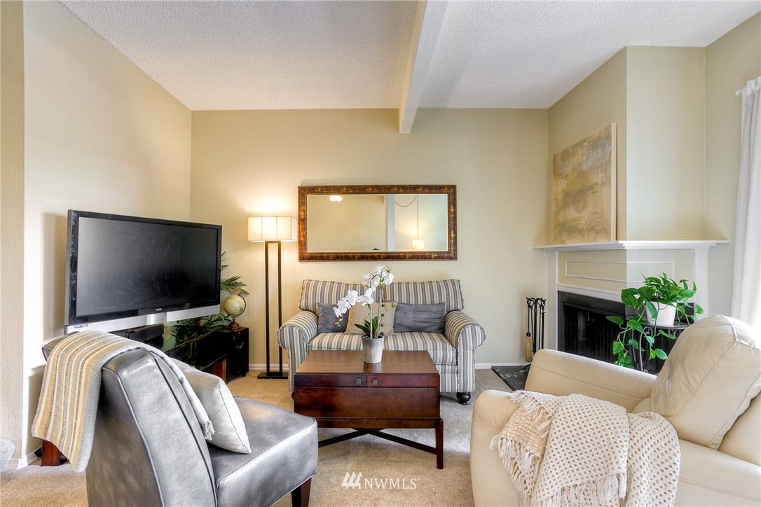 7367 Old Redmond Road, Unit 102 Redmond, WA 98052 - Photo 4 of 21