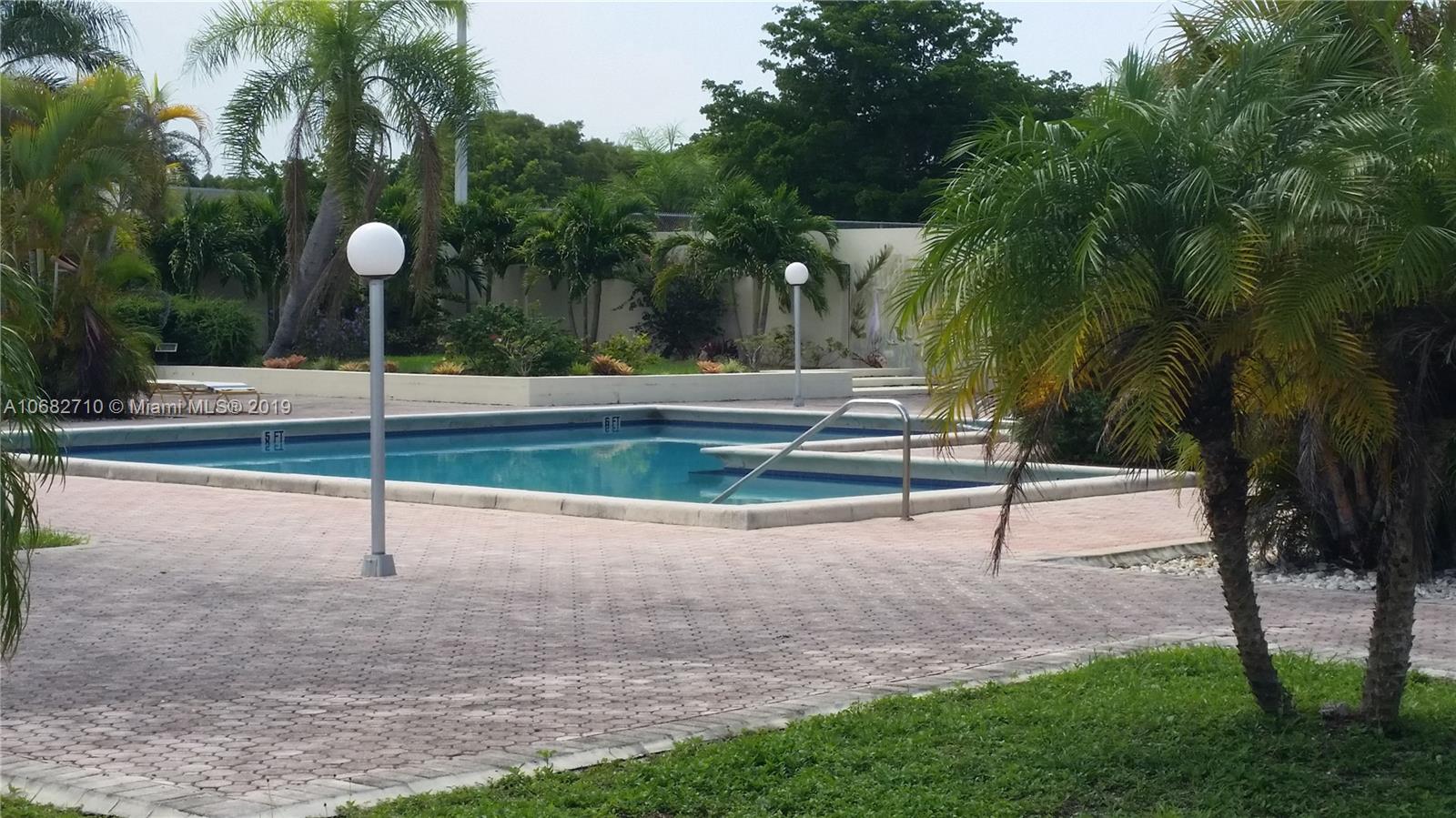 West Perrine Miami, FL 33157 - Photo 19 of 25 a backyard view of a house