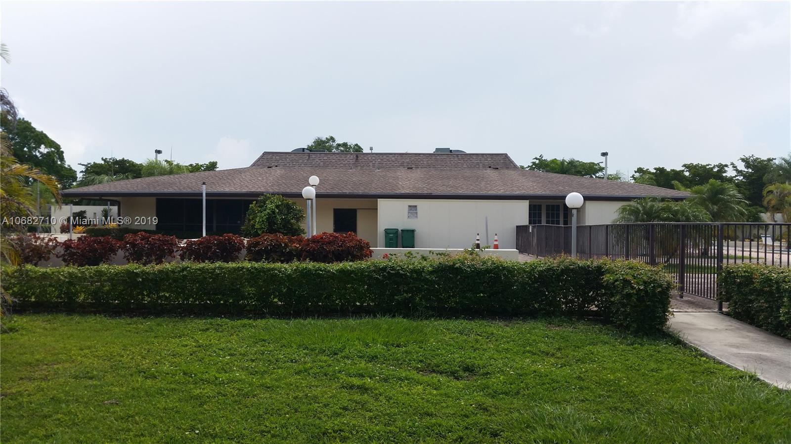West Perrine Miami, FL 33157 - Photo 22 of 25 a view of a house with a garden