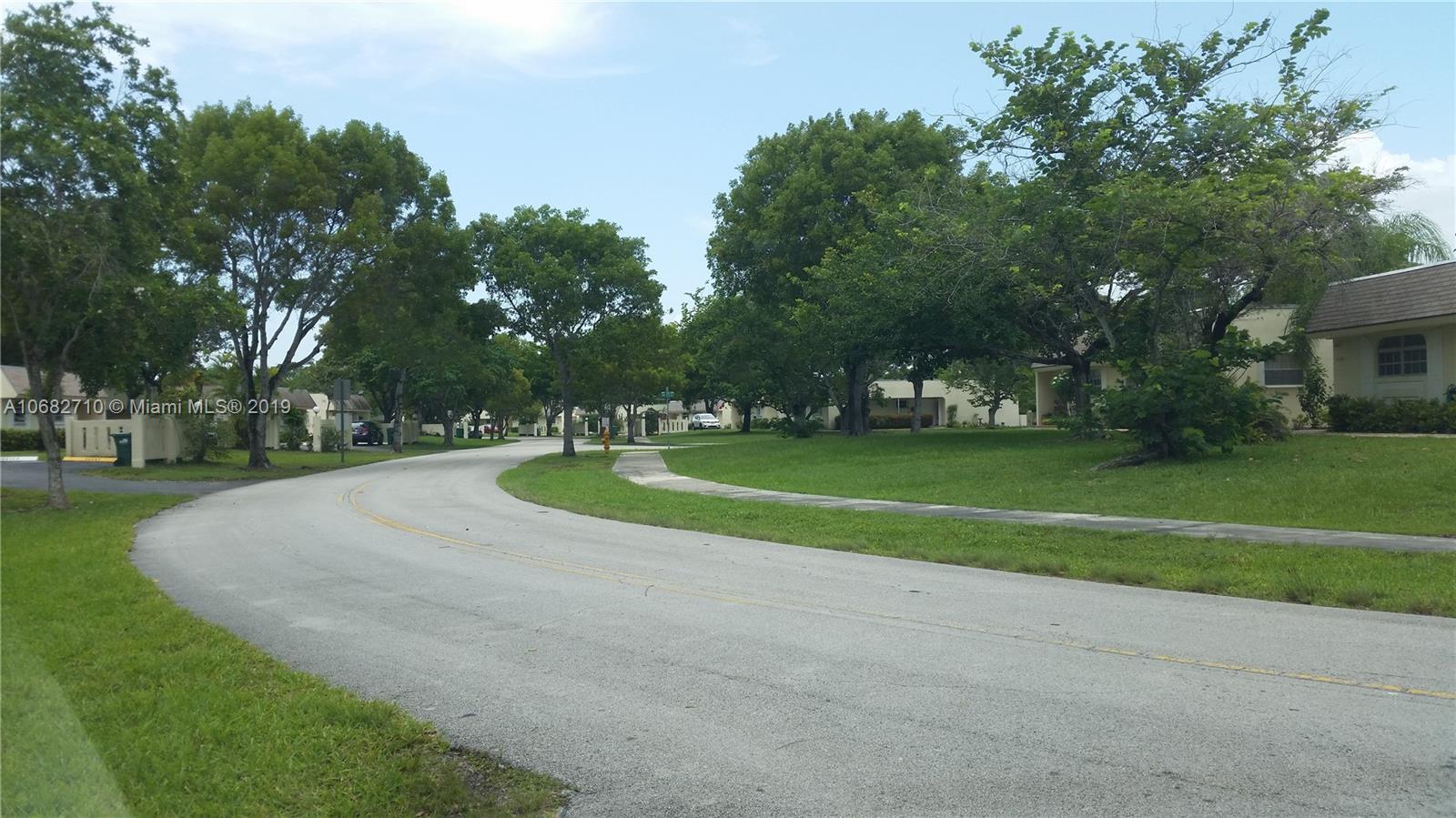 West Perrine Miami, FL 33157 - Photo 23 of 25 a view of a house with a big yard