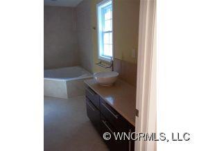 446 Gray Fox Road Rosman, NC 28772 - Photo 6 of 8 Gallery Image 6