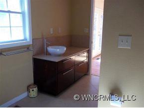 446 Gray Fox Road Rosman, NC 28772 - Photo 7 of 8 Gallery Image 7