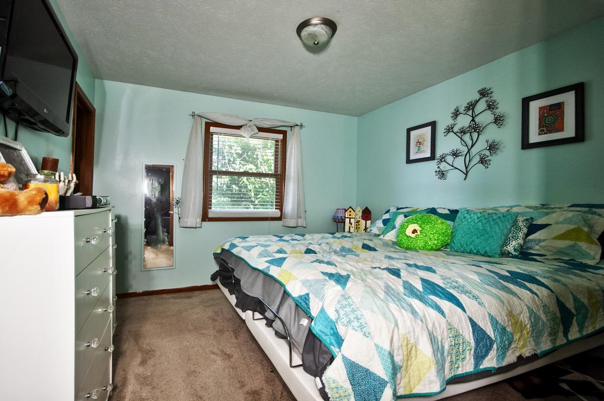 26743 Edwards Road Elkhart, IN 46514 - Photo 9 of 19 Gallery Image 9