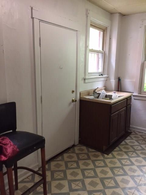 232 Chesterfield Road Pittsburgh, PA 15213 - Photo 6 of 10 Gallery Image 6