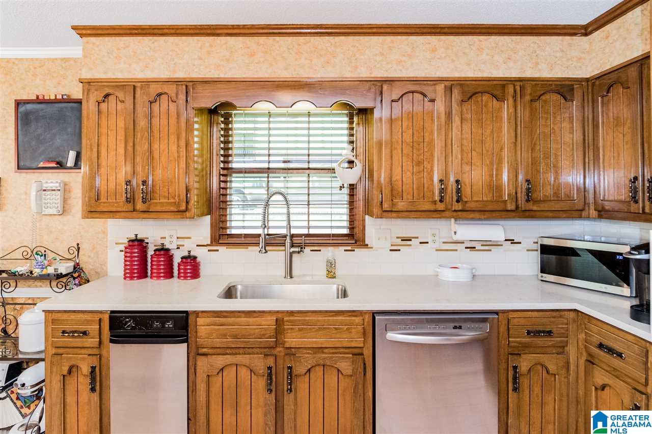 3572 Brookfield Road Birmingham, AL 35226 - Photo 11 of 37