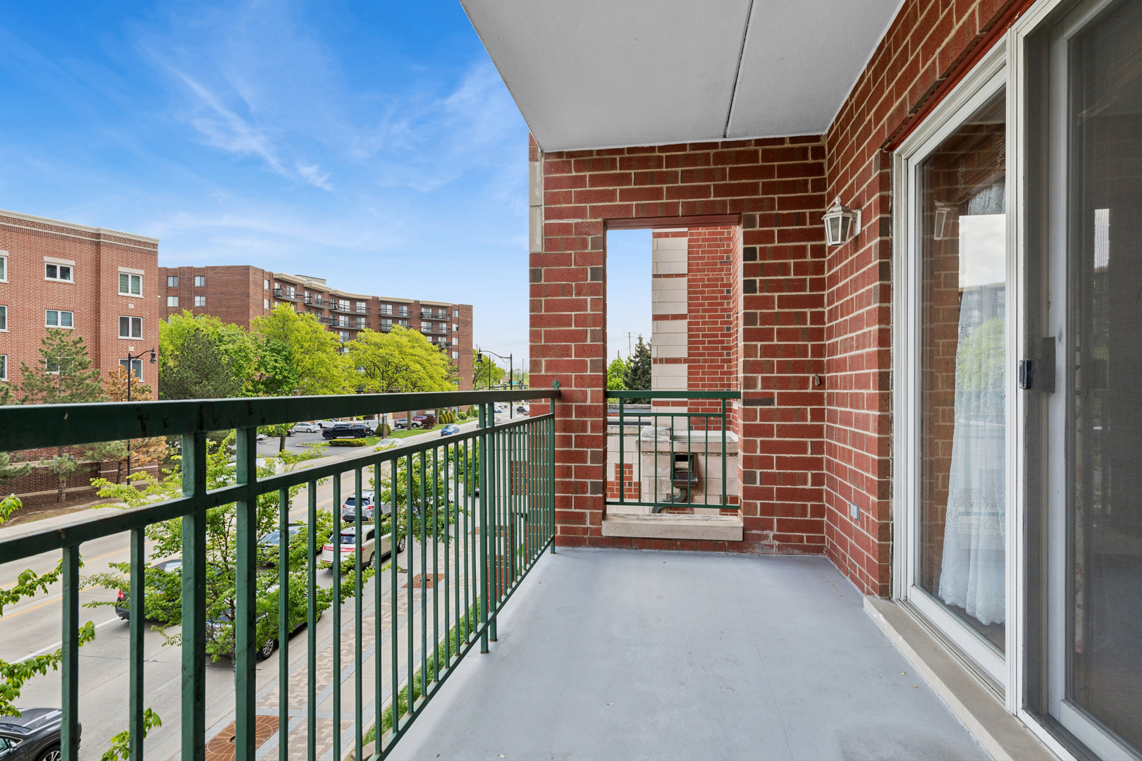 650 South River Road, Unit 301 Des Plaines, IL 60016 - Photo 17 of 21