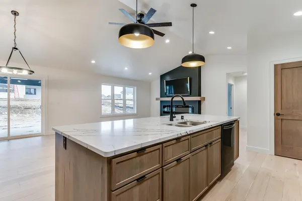 $629,900 | 1407 Herb Lane, Holmen, WI 54636
