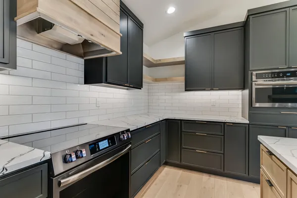 $629,900 | 1407 Herb Lane, Holmen, WI 54636