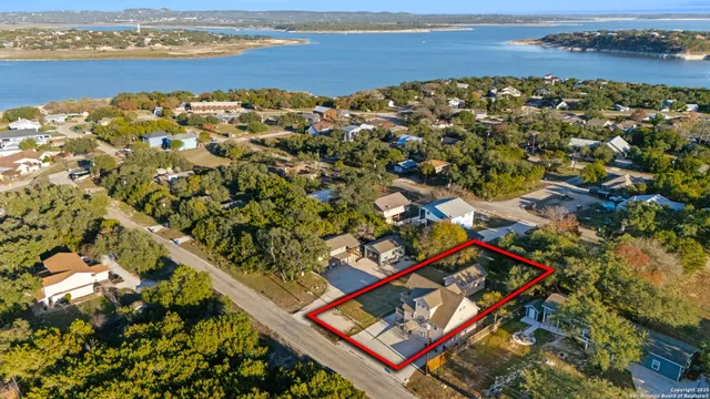 $565,000 | 556 Apollo Drive, Canyon Lake, TX 78133