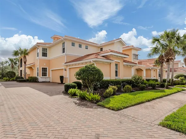 $439,000 | 114 Bella Vista Terrace, Unit 6B, North Venice, FL 34275