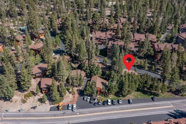 $749,000 | 808 Canyon Boulevard, Unit 107, Mammoth Lakes, CA 93546