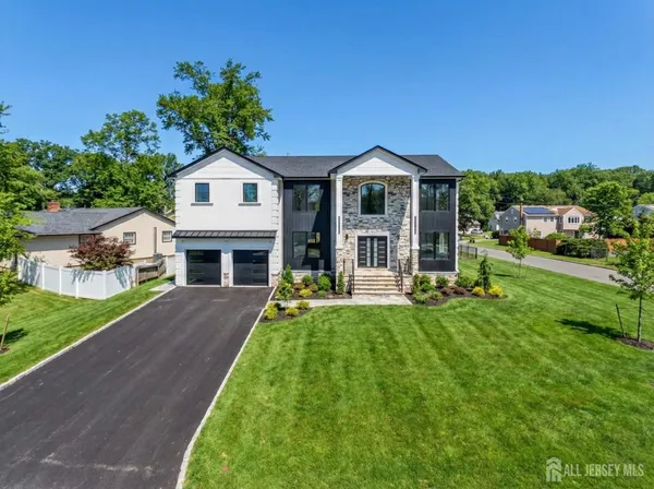 $1,699,900 | 24 Norton Street, Edison, NJ 08820