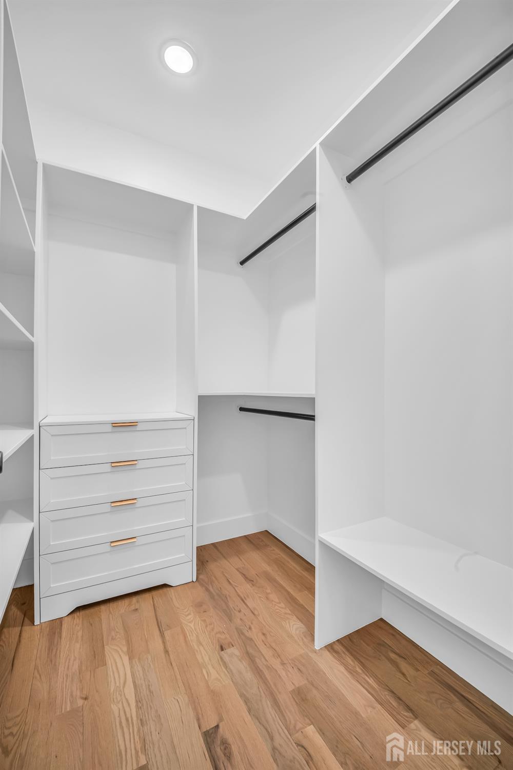 24 Norton Street Edison, NJ 08820 - Photo 34 of 46