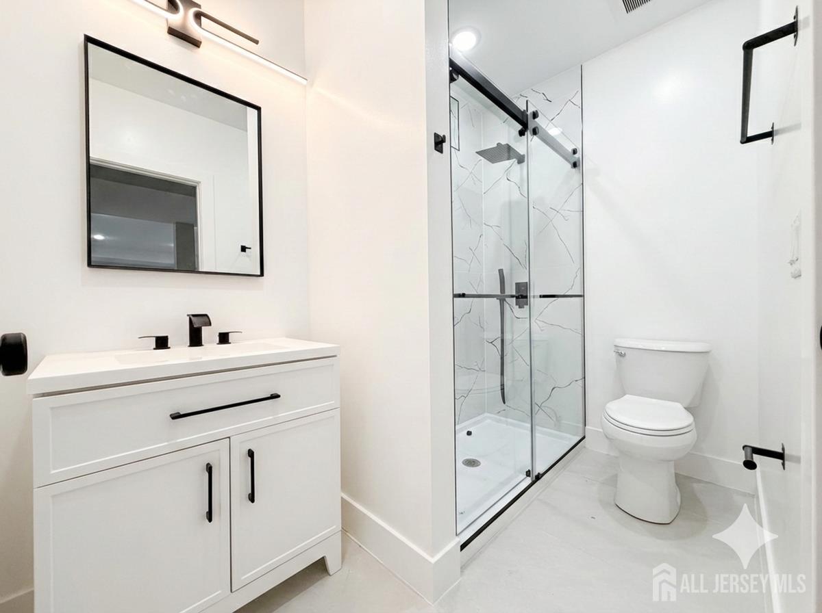 24 Norton Street Edison, NJ 08820 - Photo 42 of 46