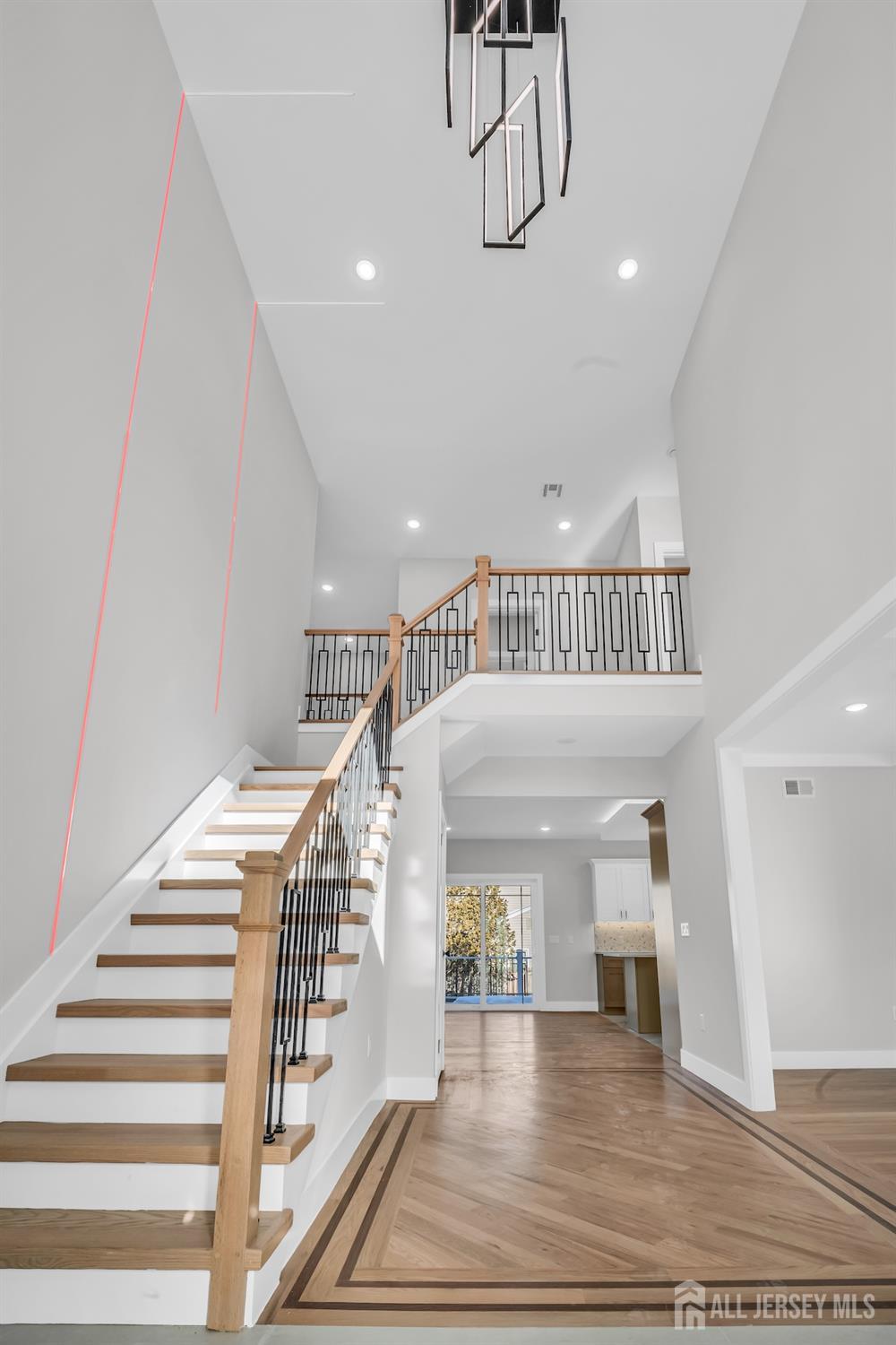 24 Norton Street Edison, NJ 08820 - Photo 7 of 46