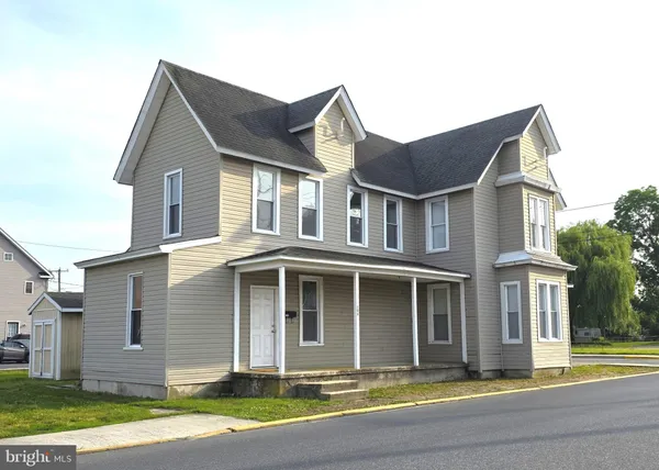 $1,200 | 10 Dorman Street, Unit A, Harrington, DE 19952