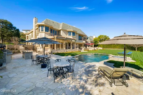 $9,995,000 | 240 West Stafford Road, Thousand Oaks, CA 91361